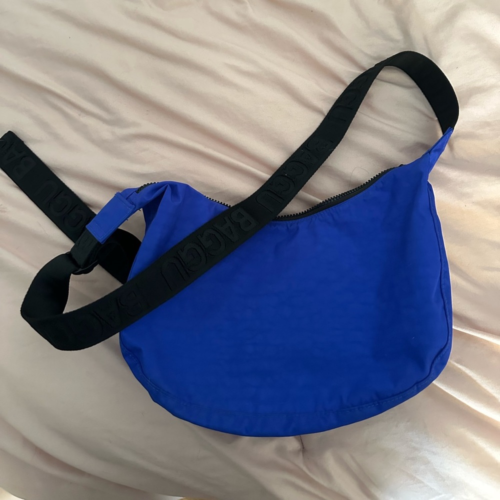 Baggu medium crescent bag